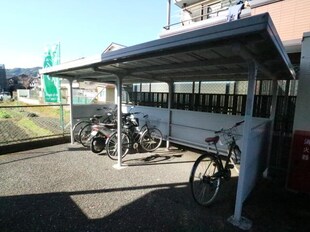 清水駅 バス14分  石川東名下下車：停歩6分 1階の物件外観写真